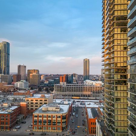 Modern Suite Calgary Downtown 5 Min Walk Stampede Екстер'єр фото