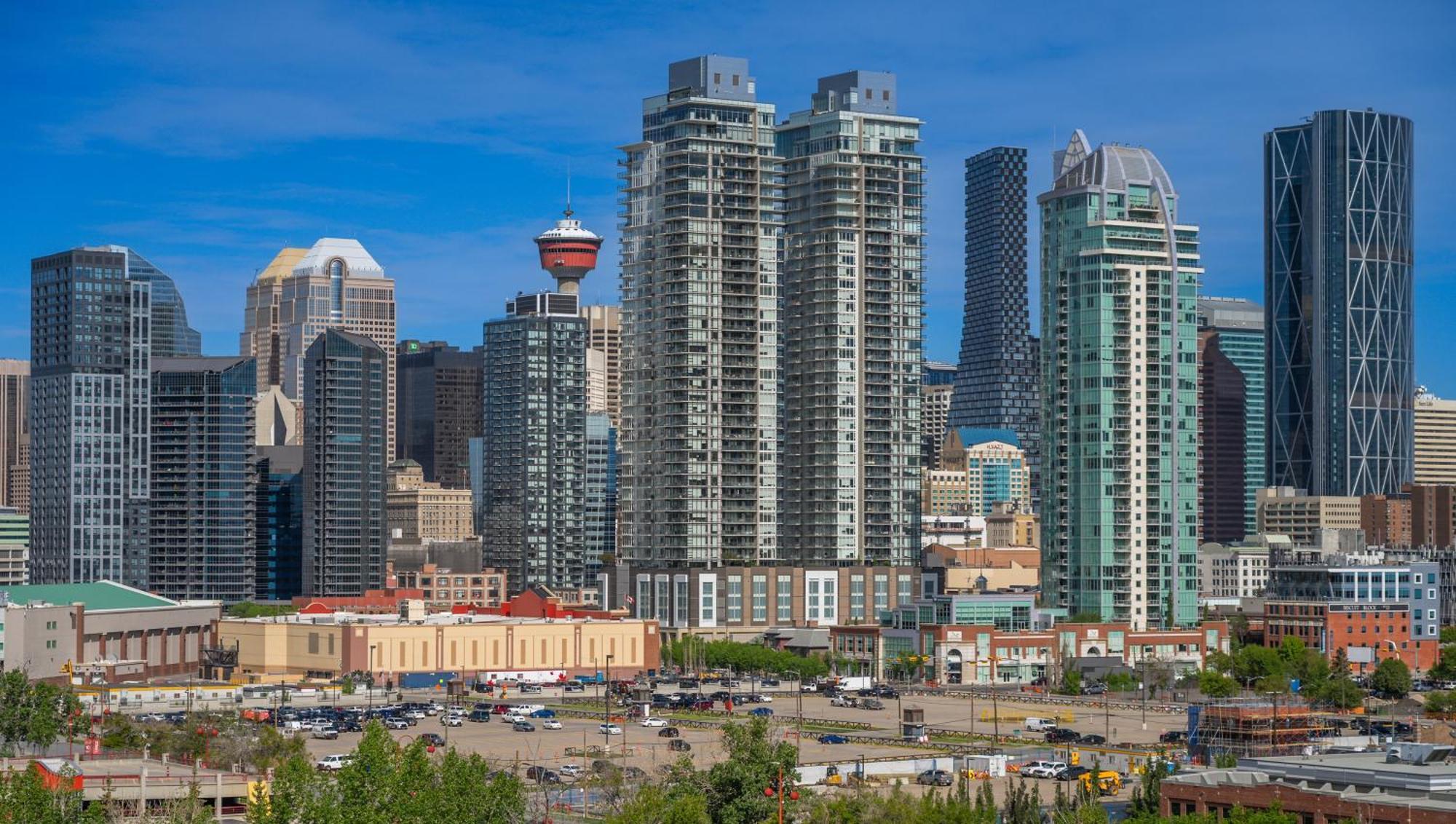 Modern Suite Calgary Downtown 5 Min Walk Stampede Екстер'єр фото
