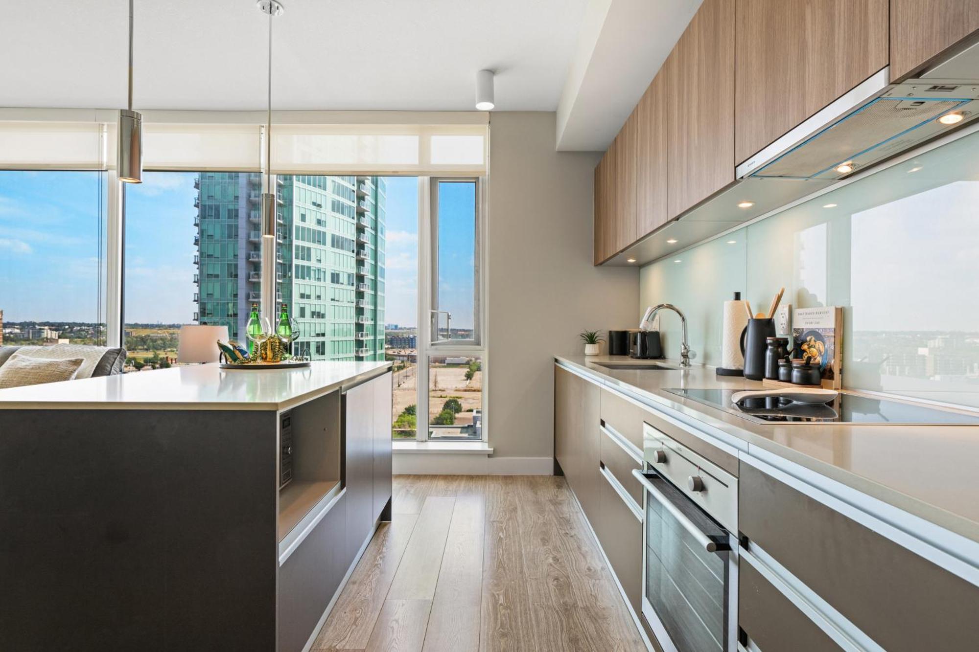 Modern Suite Calgary Downtown 5 Min Walk Stampede Екстер'єр фото